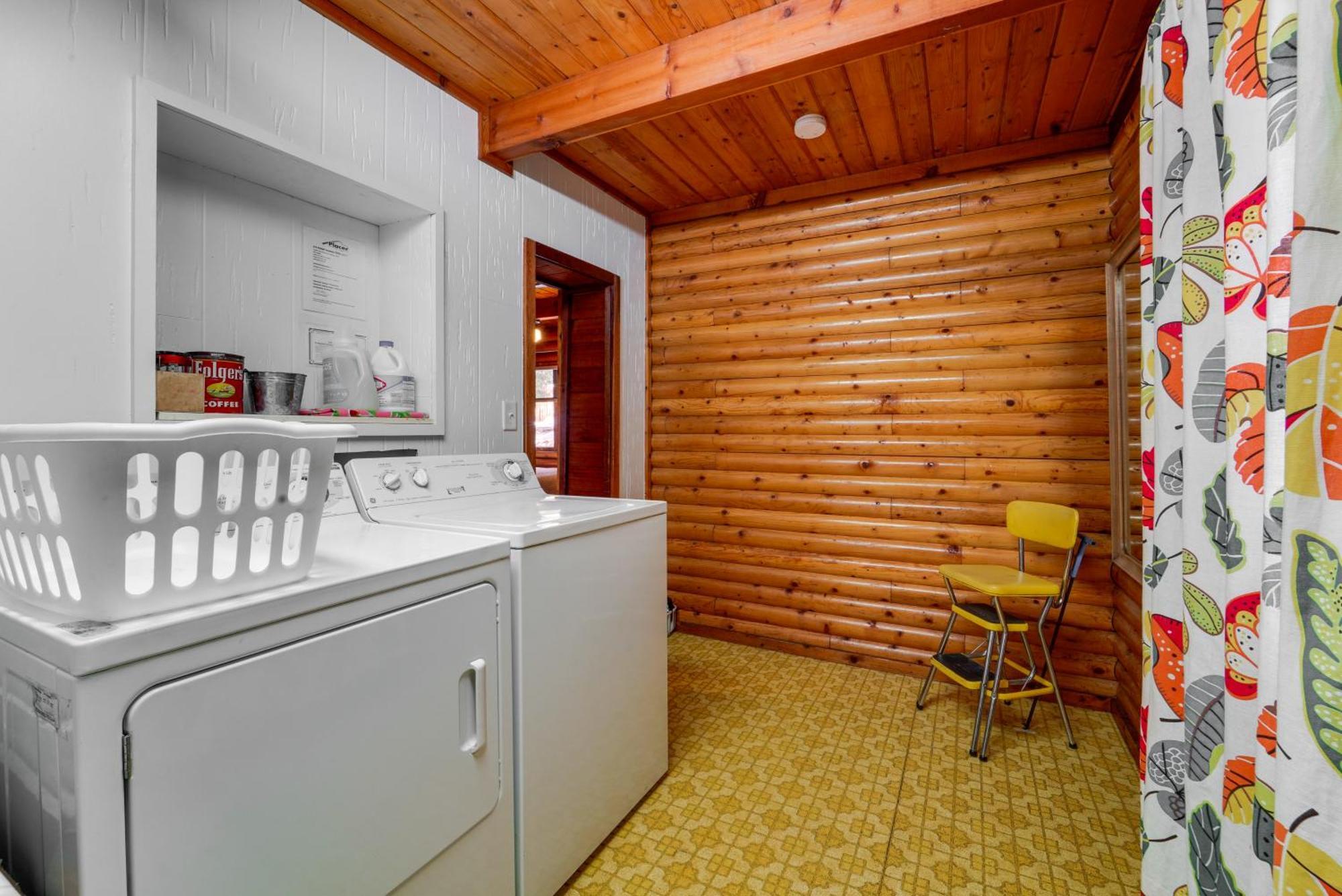Boutique And Artsy Log Cabin In North Lake Tahoe! Kings Beach Exterior photo